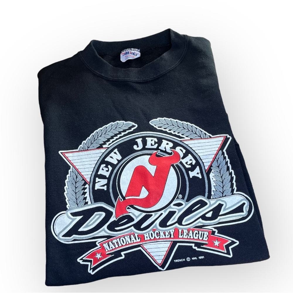 Vintage 1991 NHL New Jersey Devils Hockey Script Crewneck Sweatshirt Sz. XL